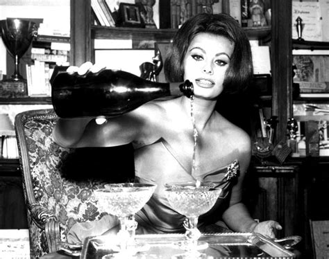 Sophia Loren Pouring Champagne Photo Print 10 X 8