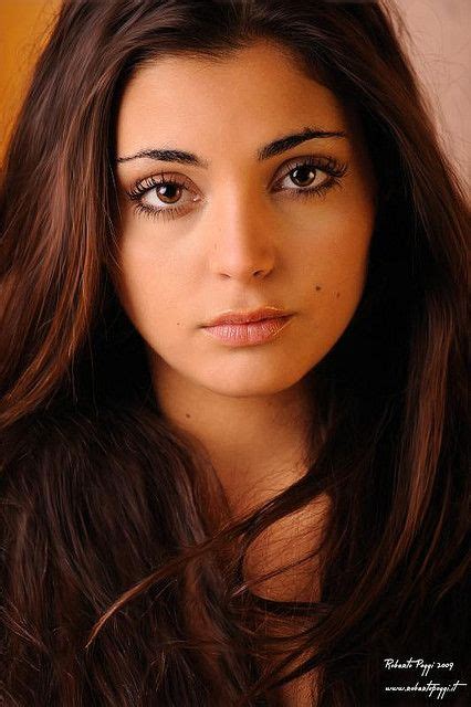 Giorgia Italian Model Christmas Makeup Look Beautiful Eyes Pretty
