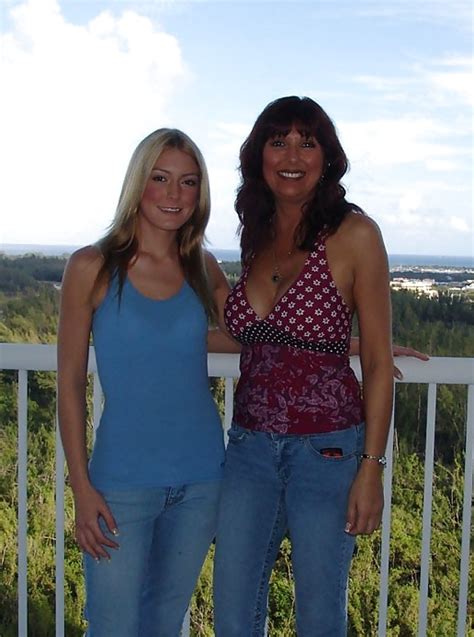 Real Life Mom And Daughters Friend Desi And Ellie Foxx