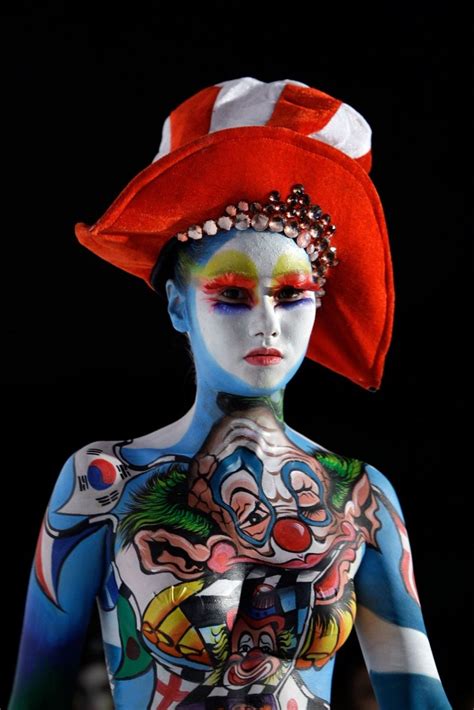 incredible  magnificent body painting art top dreamer