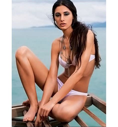 latest nargis fakhri hot sexy hd pics 2020 actress nude photos