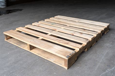 benefits    wooden pallets