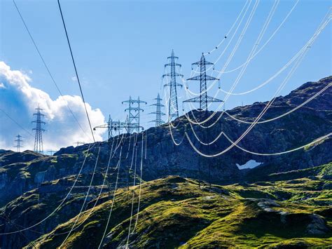 lets   shocking physics   power lines sag wired