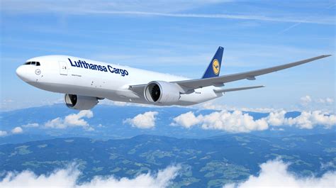 lufthansa cargo boeing freighter order   avgeeks confusion airlinereporter