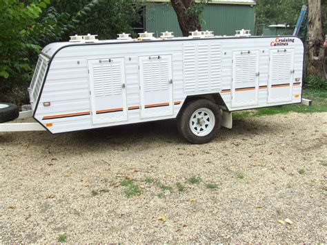 sale  berth dog trailer