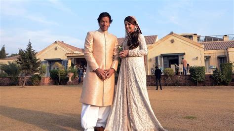 pakistan s imran khan and wife reham khan to divorce bbc news