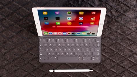apple ipad  review  screen specification features price  india
