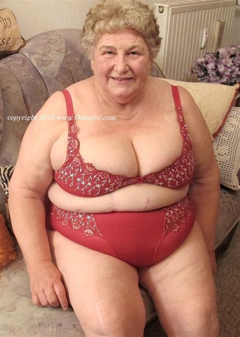 Busty Naked Old Woman Have Fun At Mature Sex Pictures