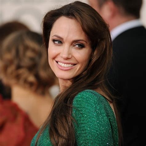 How To Get Angelina Jolie S Signature Makeup Look