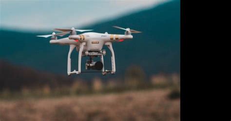 manejar drones es una ciencia ahora lo ensenan en la facultad cronica firme junto al pueblo