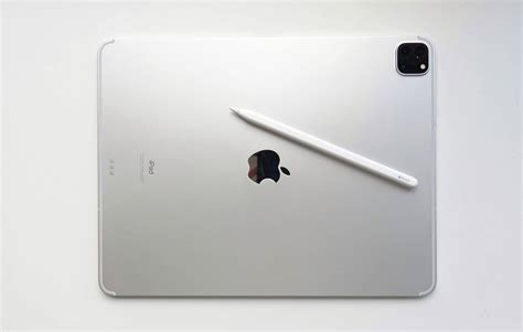 をおつけし Apple 【美品】12 9 Ipad Pro M1 Apple Pencilなどの グレーの