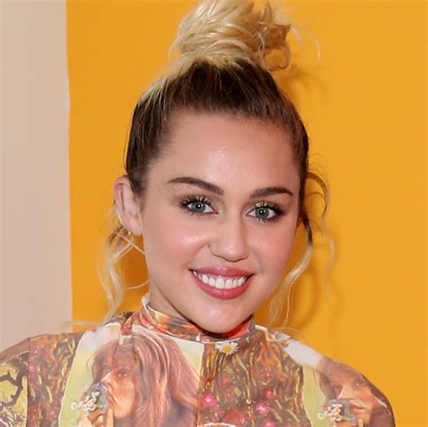 miley cyrus says her first relationship was with a girl teen vogue