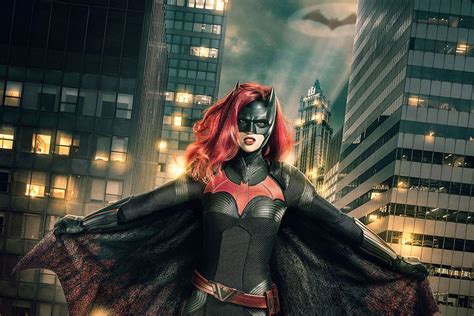The Cw Reveals First Look At Ruby Rose As Batwoman Polygon