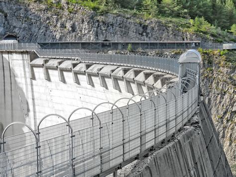 facts   deadly vajont dam engineering disaster