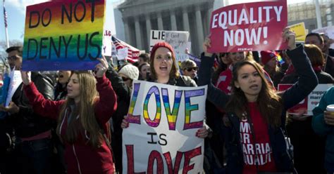 Arkansas Couples Ask Federal Judge To Strike Down State’s Same Sex