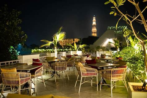 cafes  mehrauli delhi  great view  delhi