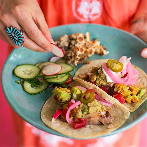 How To Throw A Casual Mexican Taco Party Like A Chef