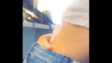 kylie jenner rubbing kendall`s pussy xvideos