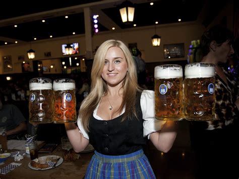 hofbraeuhaus oktoberfest suds sausage spankings  history