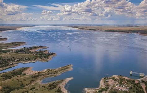 Lake Mcconaughy Nebraskas Largest Reservoir