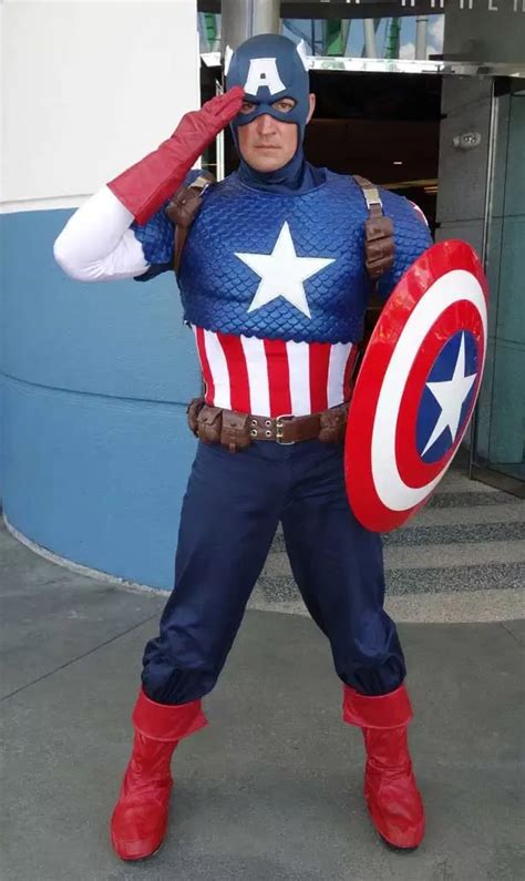 pin  robert ackerman  cosplay cool   captain america cosplay captain america