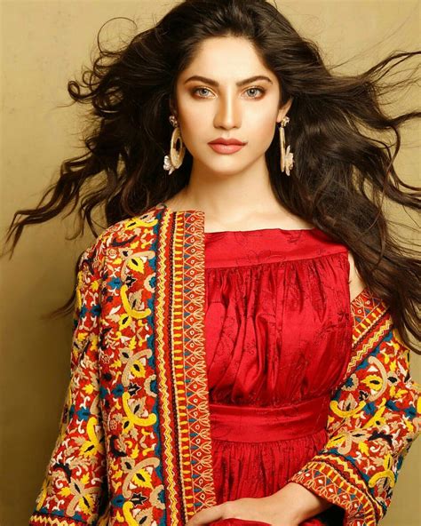 Pin By Miss Khan On Neelam Muneer Fashion Stylish Girl Pic