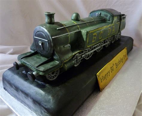 lovely steam engine cake cakecentralcom