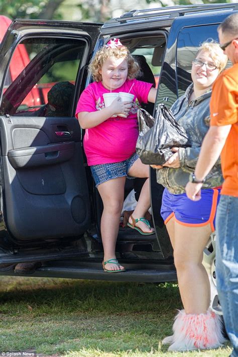 honey boo boo s sister pumpkin hits out at uncle poodle over mama june