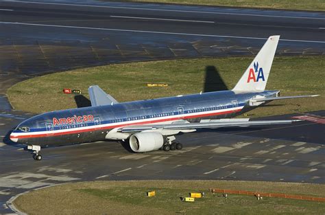 fileamerican airlines boeing  er lofting jpg