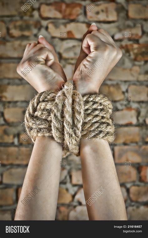 Tied Up Rope – Telegraph