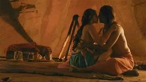 omg radhika apte s nude scene from parched gets leaked on whatsapp desimartini