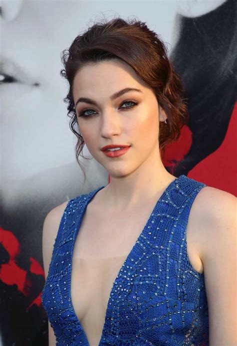 violett beane at the premiere of blumhouse s truth or dare 5 sawfirst hot celebrity pictures