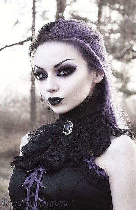 Gothic Girls Emo Girls Gothic Makeup Punk Makeup Zombie Makeup