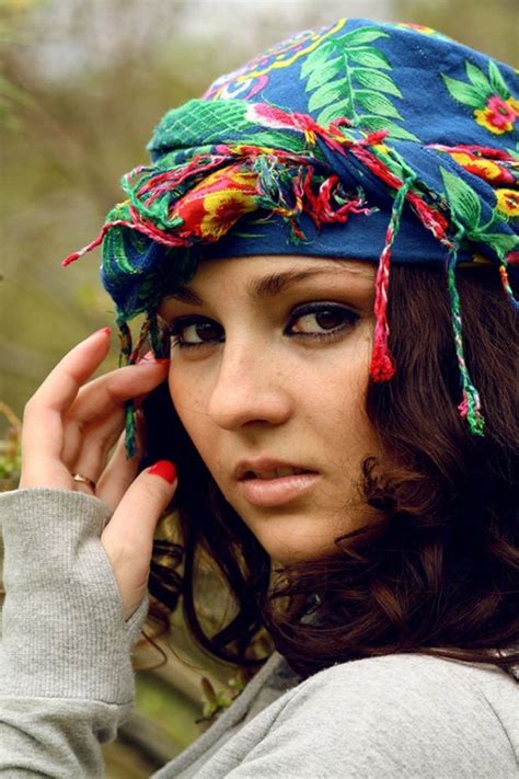 gypsy woman romania beauty1 mujeres、personas en el mundo、rostros