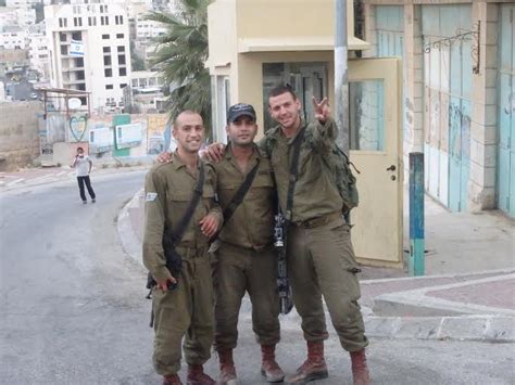 Video Israeli Soldiers Celebrate Shooting Palestinian Teen