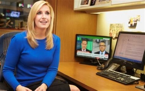 Eddi Gist Meet Pregnant Cnn Anchor Who Fainted Live On Tv