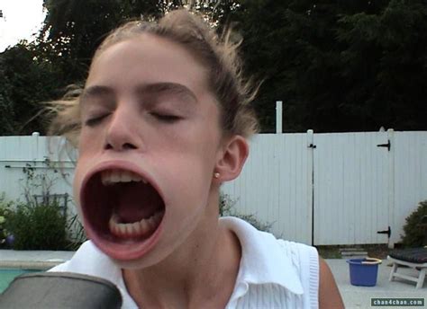 23 Girls Caught Misusing Their Mouth Wtf Gallery Ebaum S World