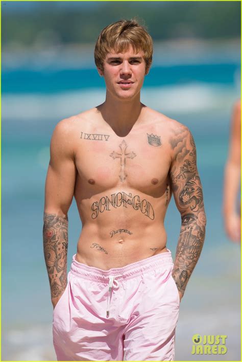 justin bieber debuts new tattoo page 3 entertainment