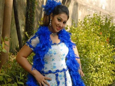 Bangladeshi Actress Model Singer Picture Apu Biswas Free Download