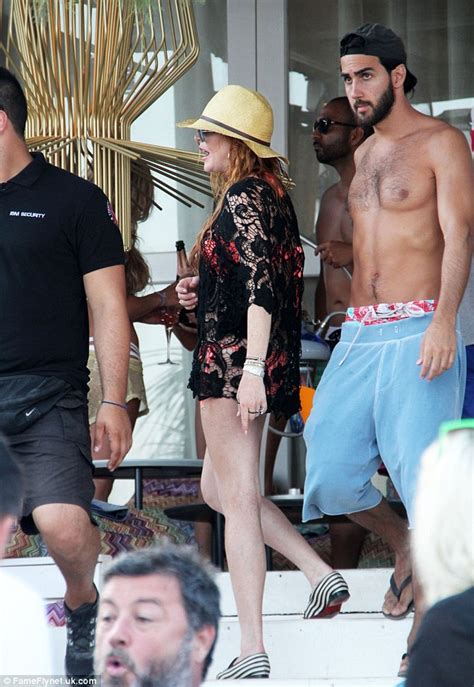 Lindsay Lohan S Greek Odyssey Continues As She Enjoys Another Day Out