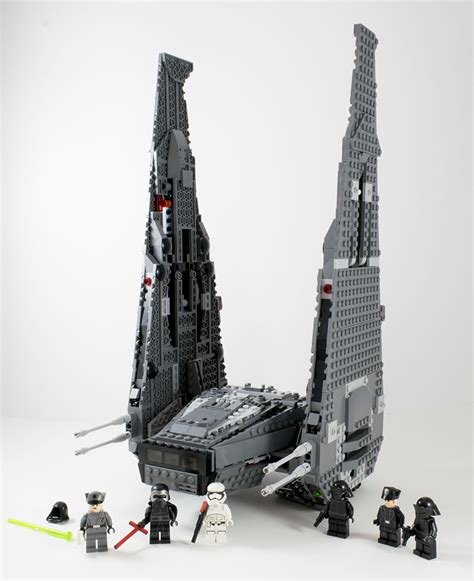 review  kylo rens command shuttle fbtb