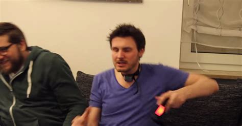 fifa 15 gamer attempts to quell his rage by wearing an electric shock