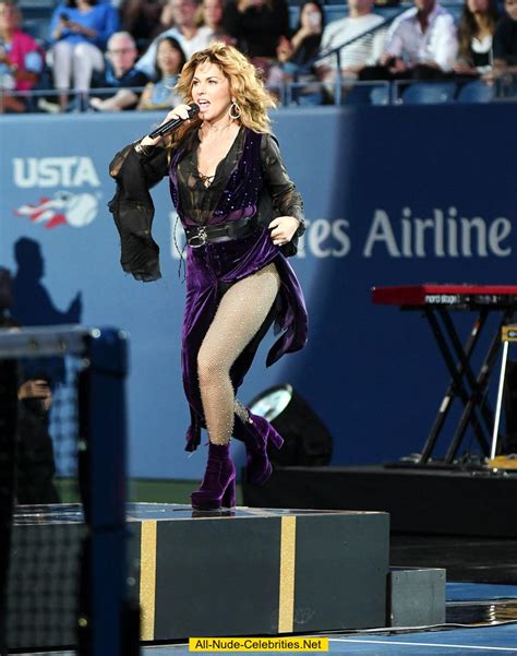 Shania Twain Sexy Performs On A Stage
