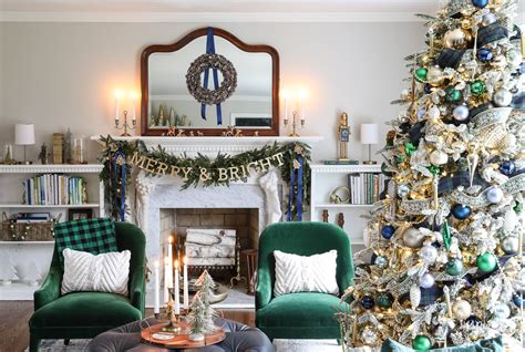attractive christmas atmosphere   living room