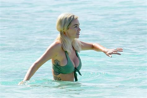 laura anderson bikini the fappening 2014 2019 celebrity photo leaks
