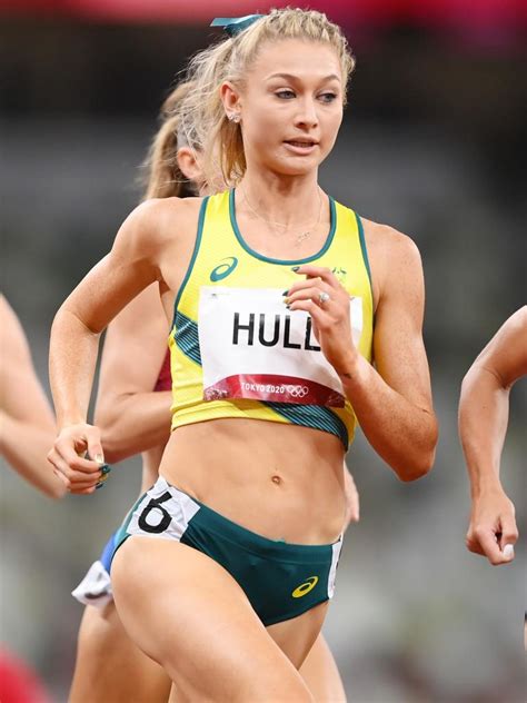 Athletics Nsw Record Breakers 2020 21 Jessica Hull Nicola Mcdermott
