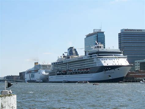 tourists amsterdam  move cruise terminal dutchnewsnl