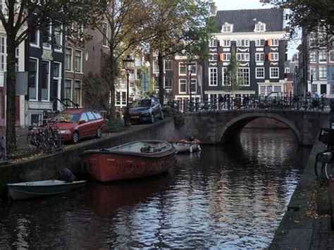 blauwburgwal amsterdam north holland  netherlands ugeiser flickr