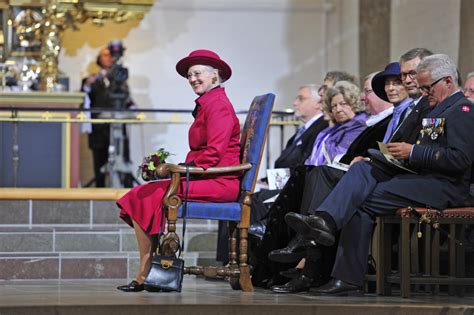 queen margrethe approves  establishment    government  denmark royal central