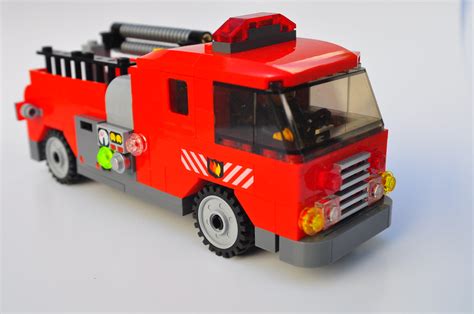 lego fire truck    modern  fire truck design flickr